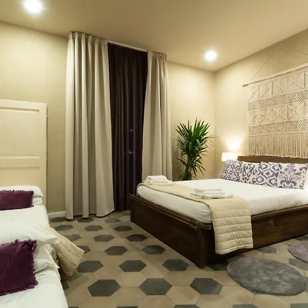 Hopestel Secret Garden *