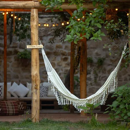 Hopestel Secret Garden Hostal *
